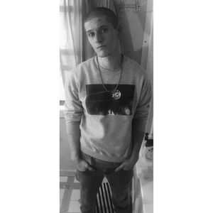 Meet your Posher, Dylon